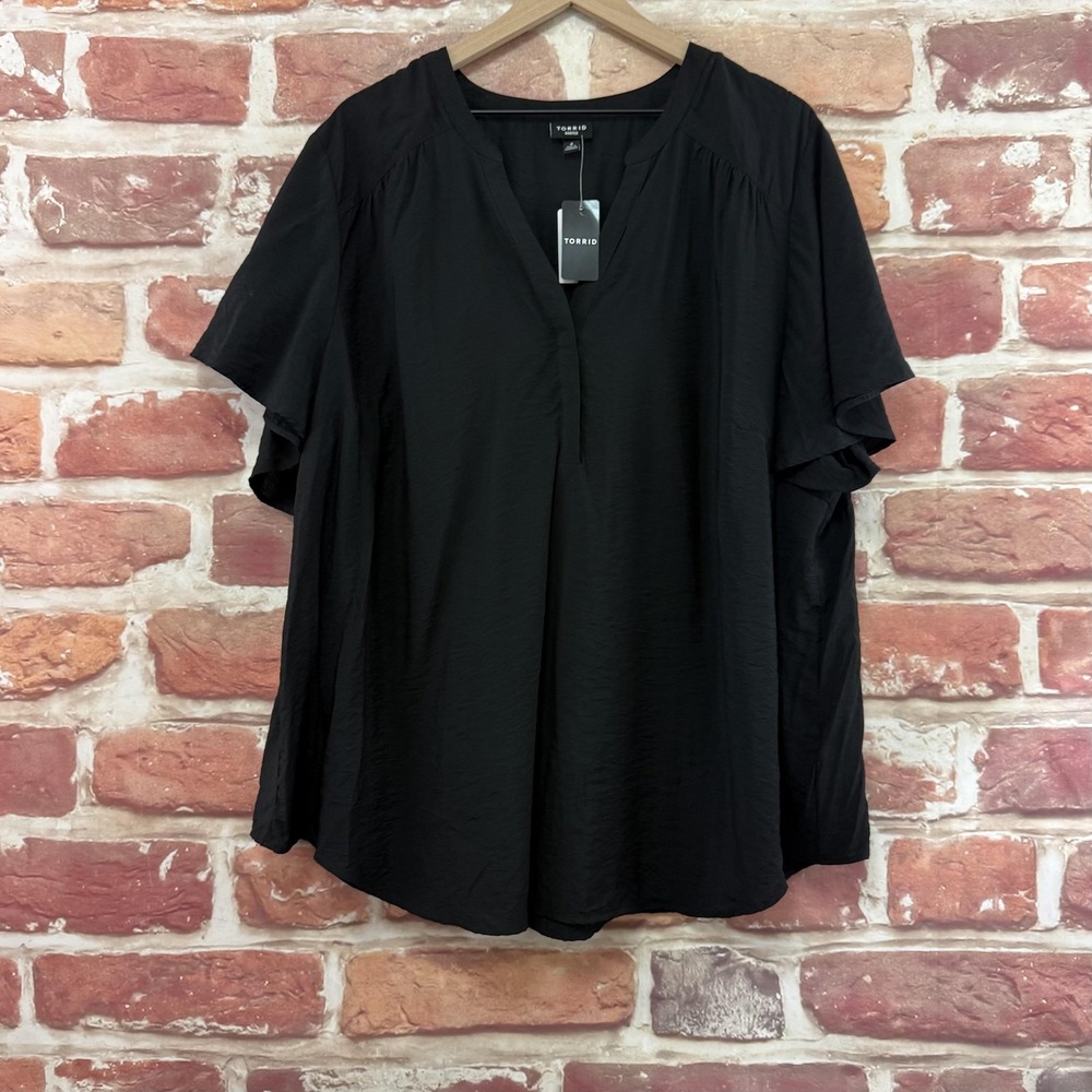 Torrid Harper Top Women's 4X Plain Black Crinkle Flutter Sleeve Popover Shirt